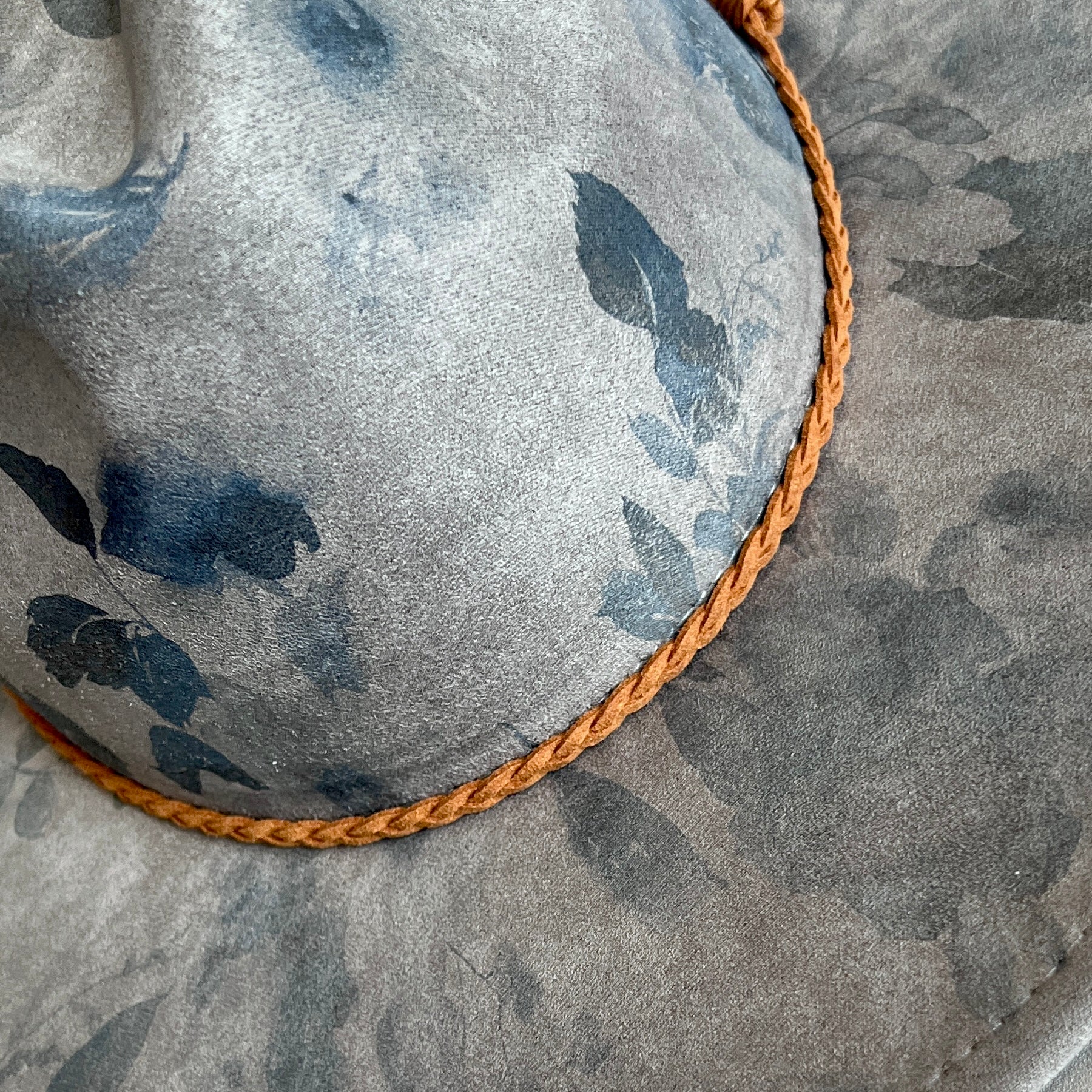 Gray Roses Suede Rancher Hat
