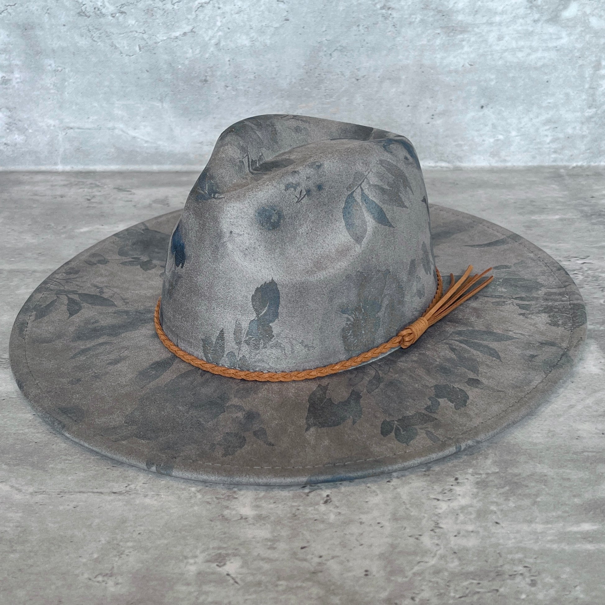 Gray Roses Suede Rancher Hat