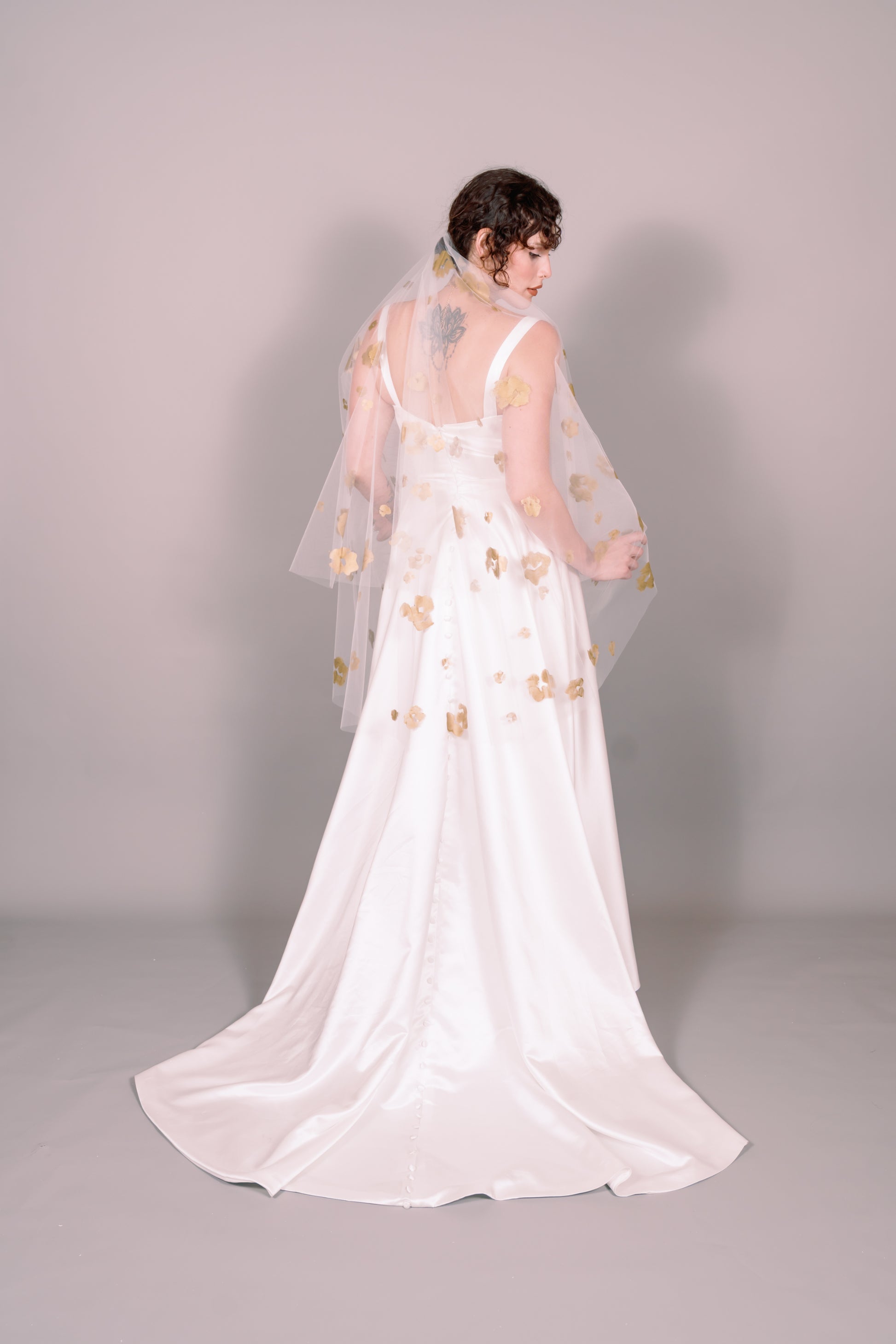 Rose Garden Hand-Painted Fingertip Veil