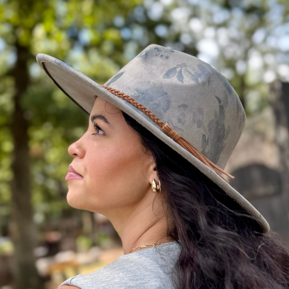 Gray Roses Suede Rancher Hat