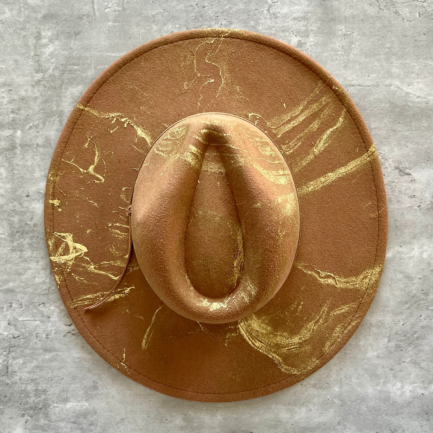 Gold Marbled Wide Brim Felt Rancher Hat